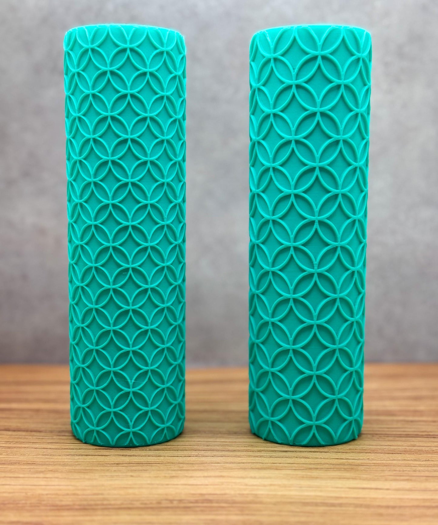 Overlapping Circles Pottery Texture Roller