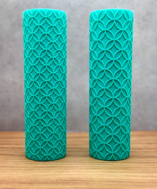 Overlapping Circles Pottery Texture Roller